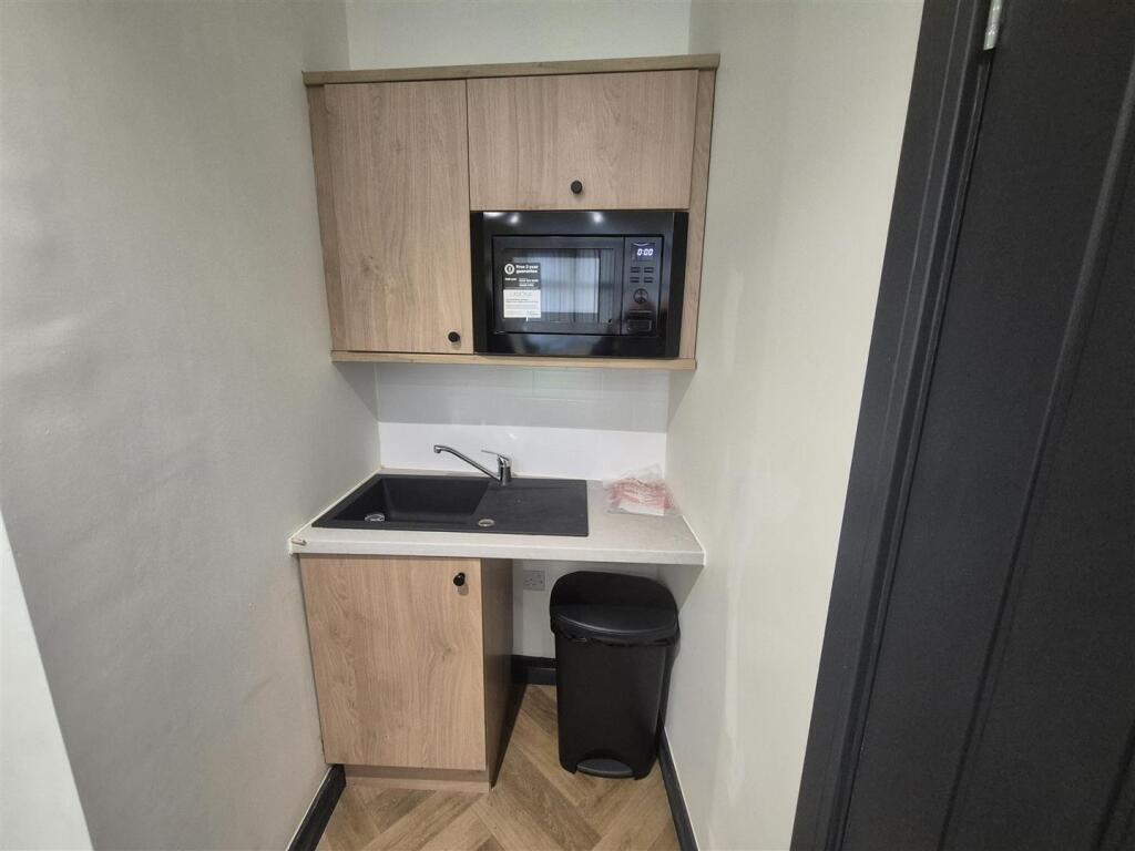 Kitchenette