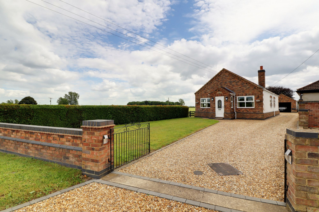 Main image of property: Bridge Road, Broughton, DN20