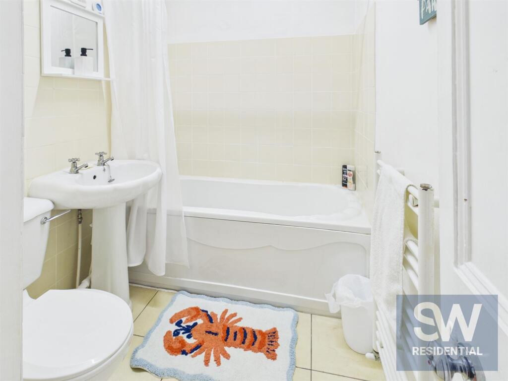 Apartment in Bridlington, East Riding of Yorkshire - More
