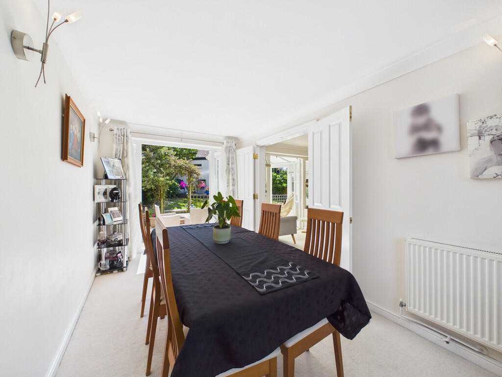 Earles Meadow, Horsham - View 5