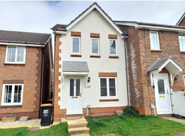 Main image of property: Roundel Drive, LEIGHTON BUZZARD