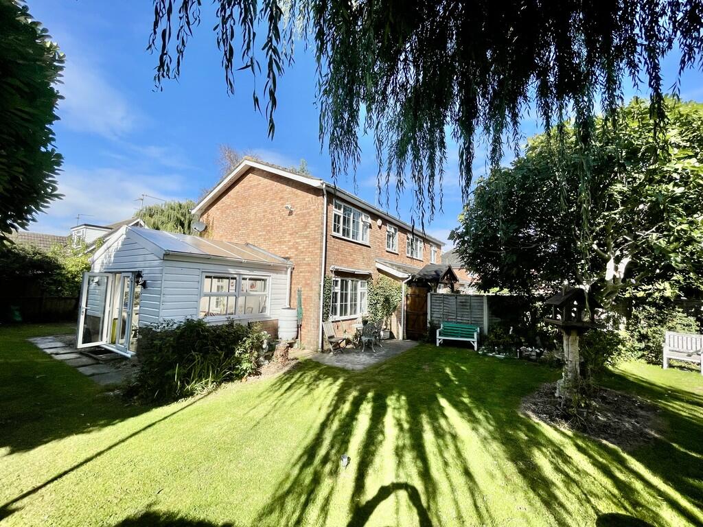 22, Bell Lane, Moulton photo 2