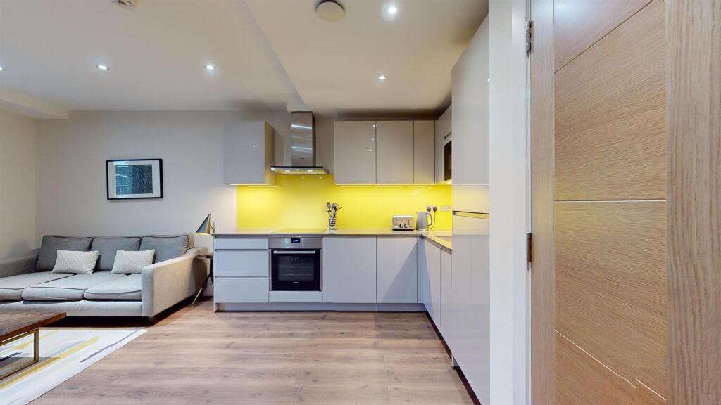 Main image of property: 80 Back Church Lane, Twyne House Apartments, London