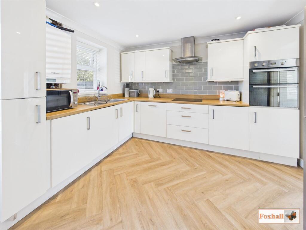 House in Ipswich - View 4