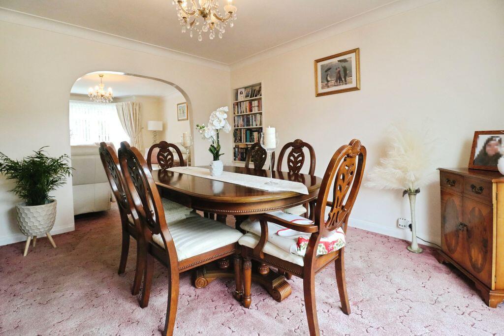House in Slough, Colnbrook with Poyle - View 5