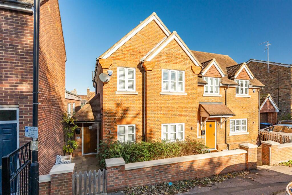 Main image of property: Prospect Place, Welwyn
