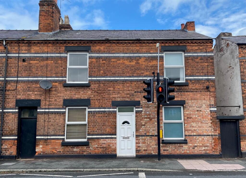 Main image of property: Tarvin Road, Boughton, Chester