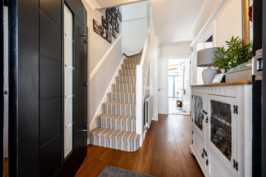 Additional image 4 of Banners Gate Road, Sutton Coldfield, B73 6SA