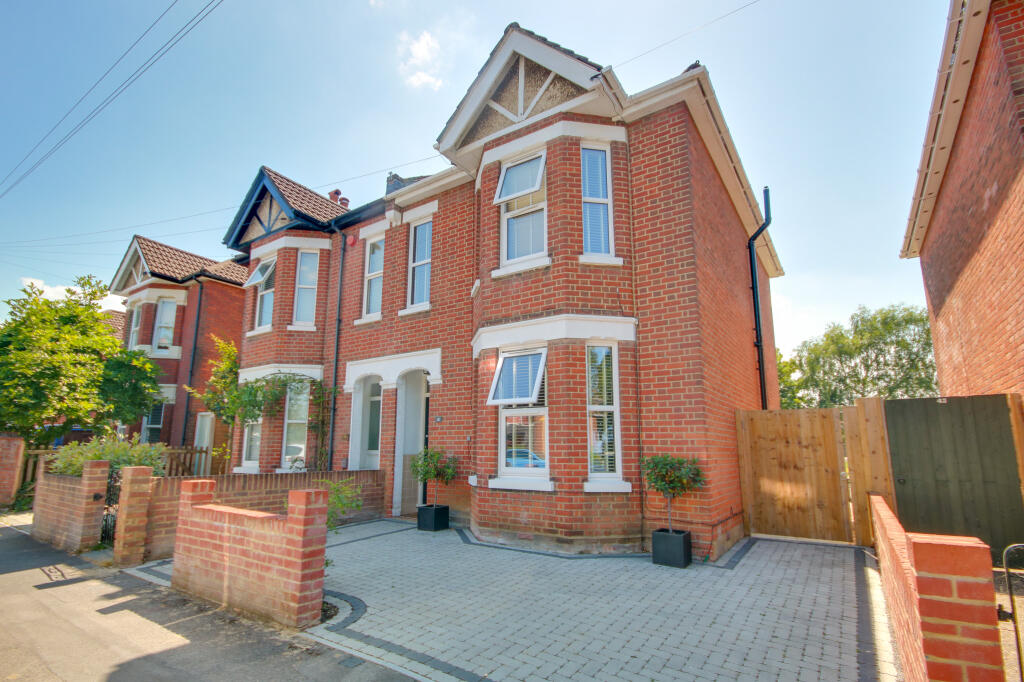 Main image of property: BITTERNE PARK! WOW FACTOR HOME! IMPRESSIVE GARDEN!