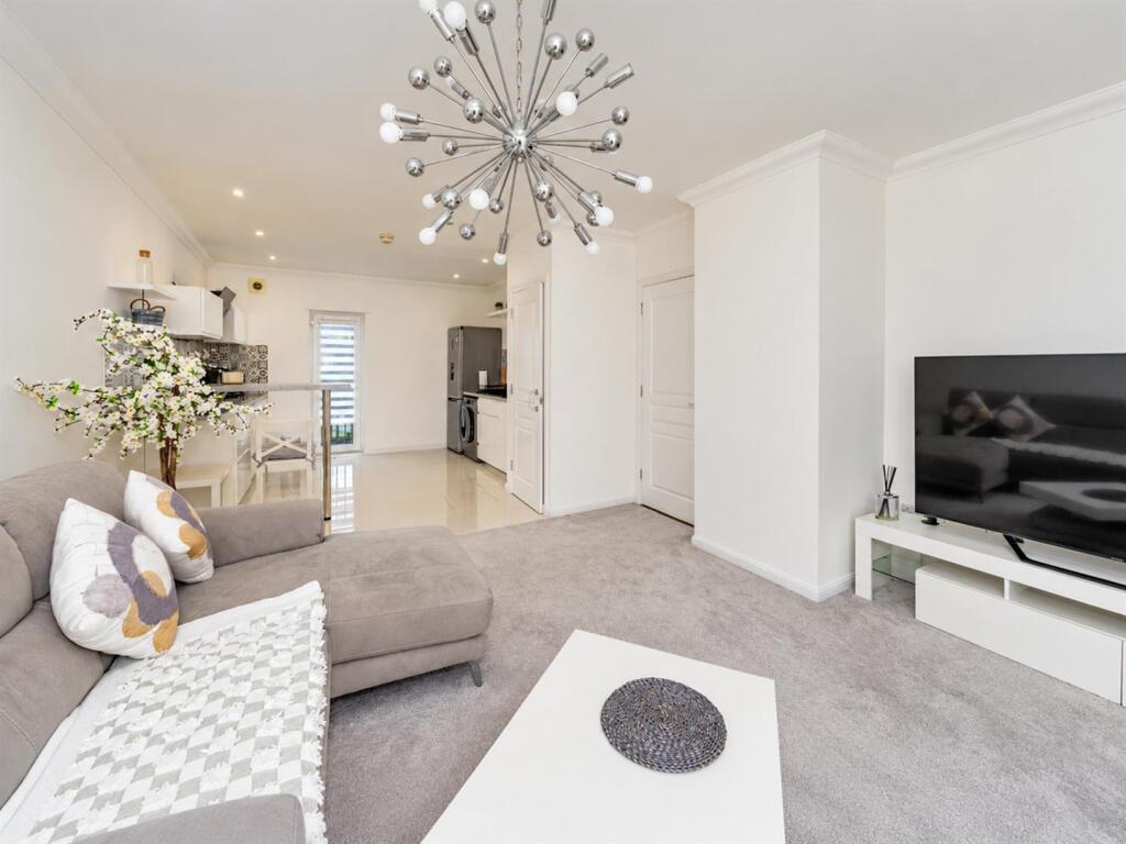 Apartment in Dundee - More