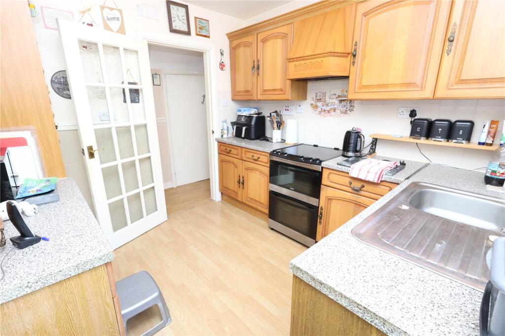 The Woodlands, Langwith, Mansfield, Derbyshire, NG20 photo 4