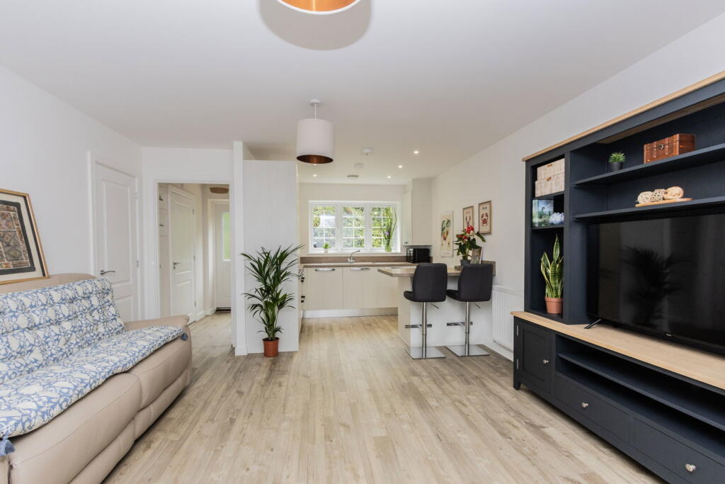 House in Tonbridge - View 3