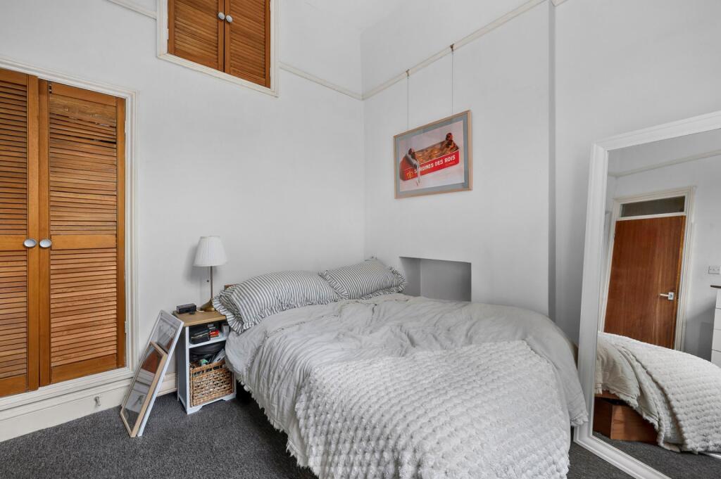 Apartment in London, Highbury - View 4
