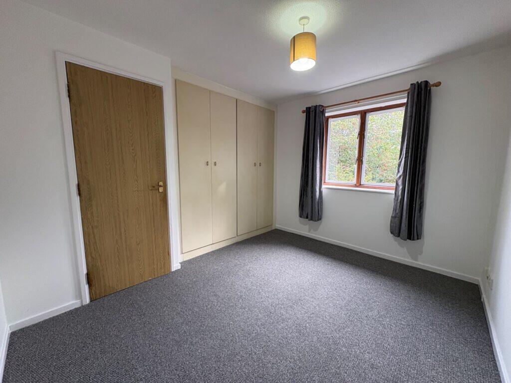 Main image of property: 1 Bedroom Flat – Swaythling Close, Edmonton, N18