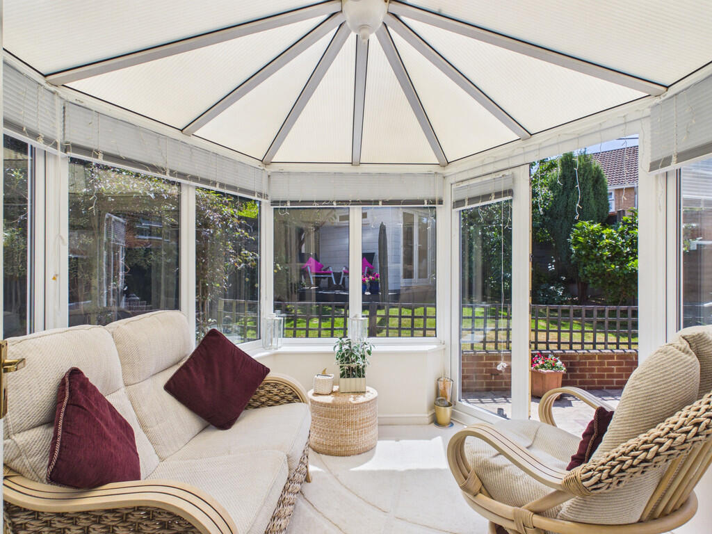 Earles Meadow, Horsham - More
