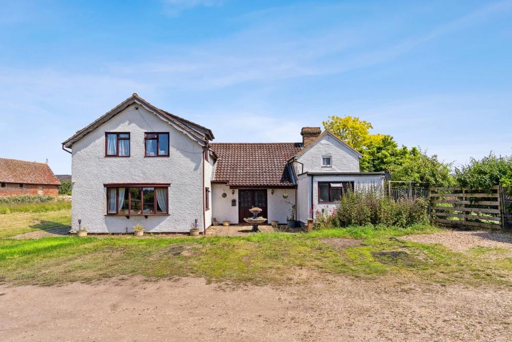 Main image of property: Crown Lane, Langford, Bedfordshire, SG18 9NU