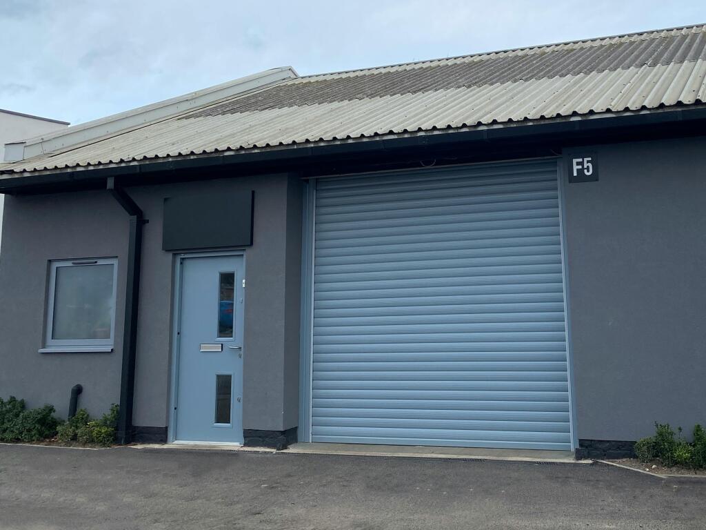 Base Business Space, Industrial – F05