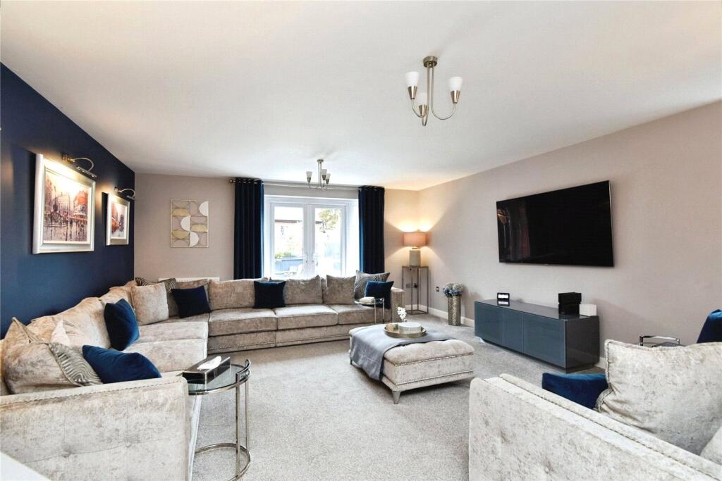 House in Stoke-on-Trent - View 5
