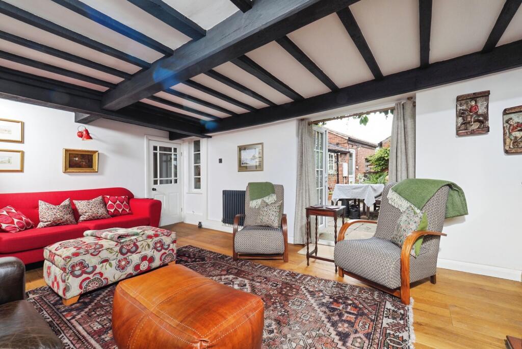 House in Rushcliffe, Scarrington - More