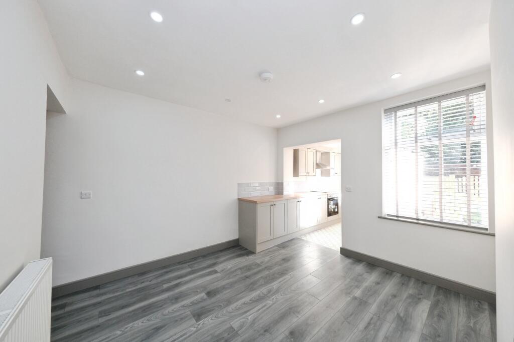 House in Nottingham - View 4