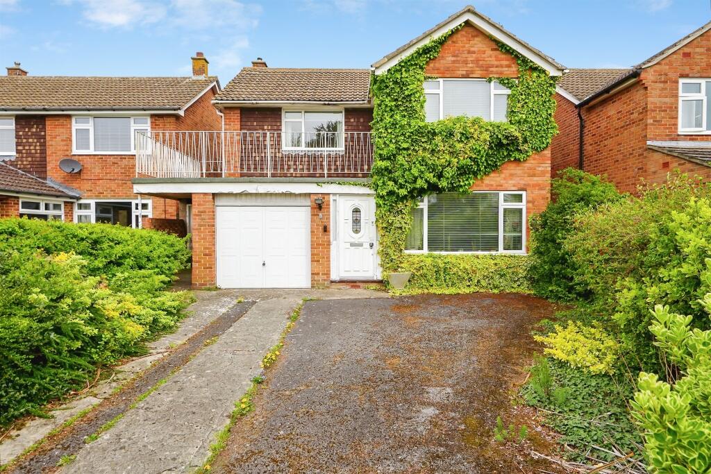Main image of property: Icknield Close, Didcot