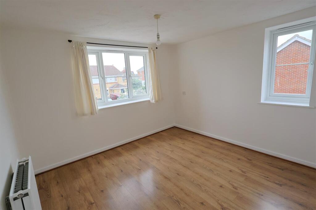 Apartment in Rochester - View 5