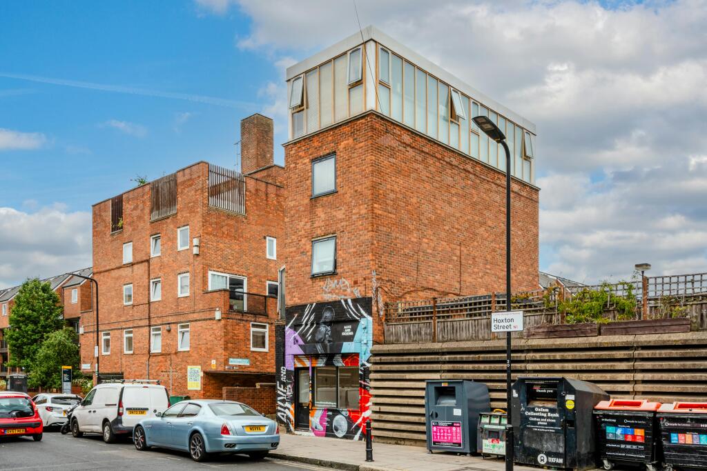 Hoxton St 147 - 9.jpg