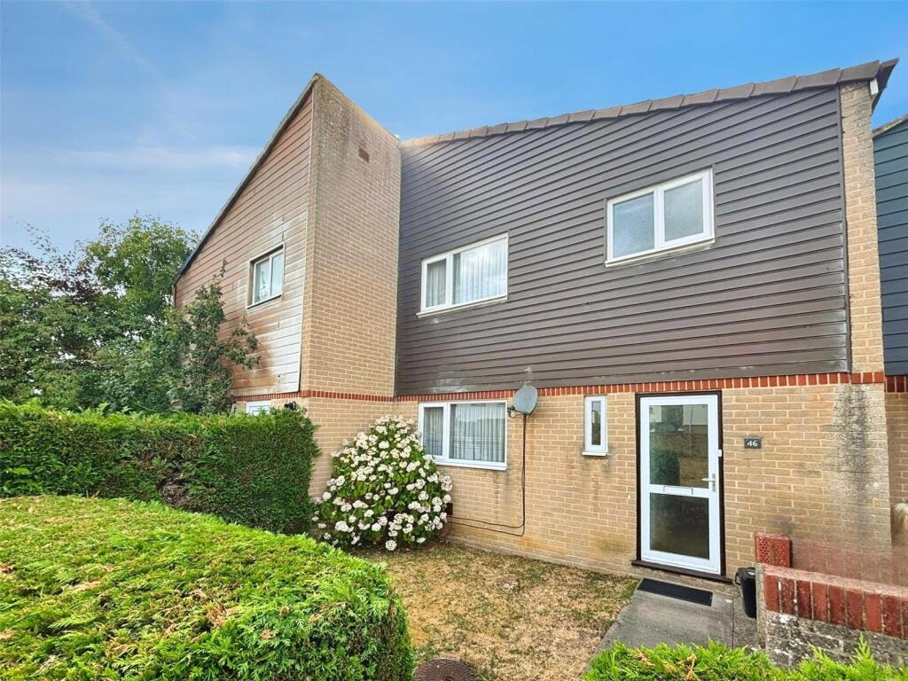 Main image of property: Heroes Walk, Reading, Berkshire