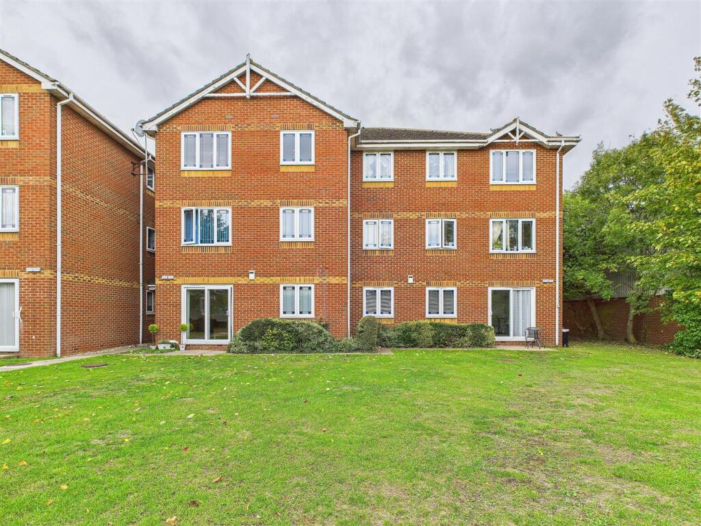 Main image of property: Benfleet Road, Benfleet