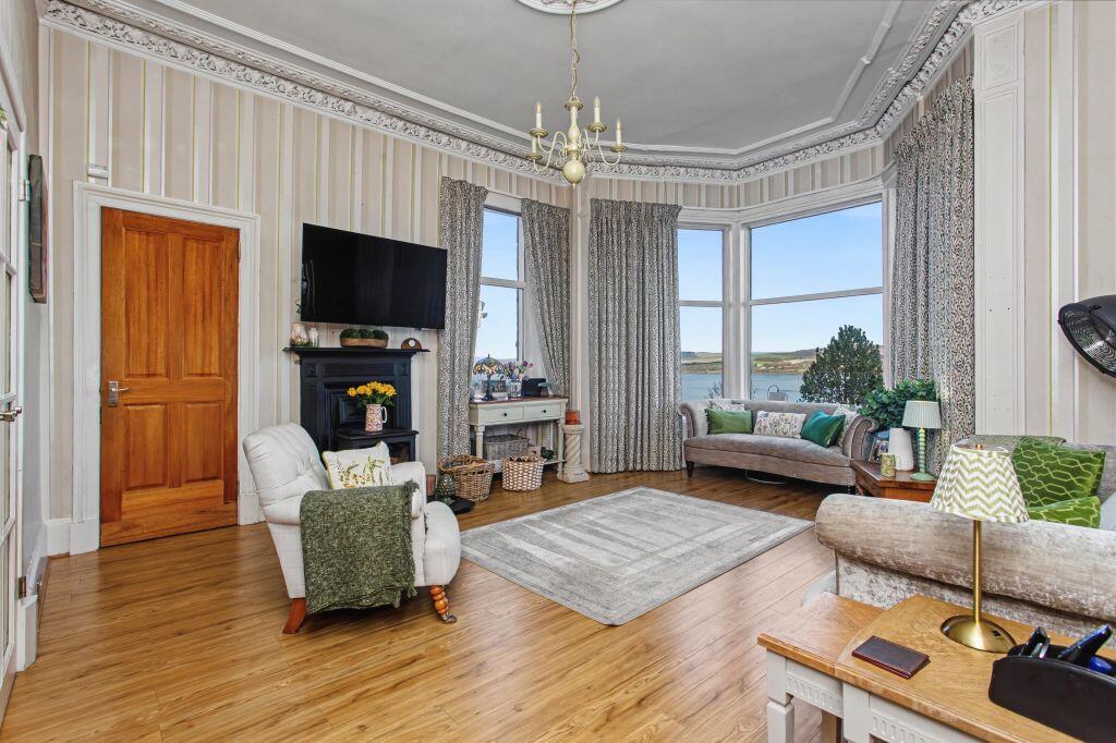 House in Langbank, Renfrewshire - View 3