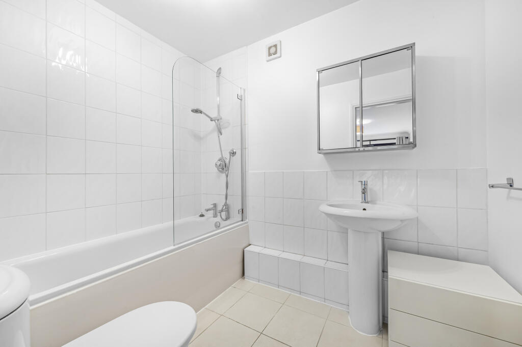 Main image of property: Goodhart Place, London, E14