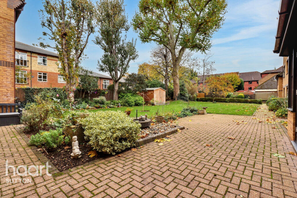 Main image of property: Holmwood Gardens, Wallington