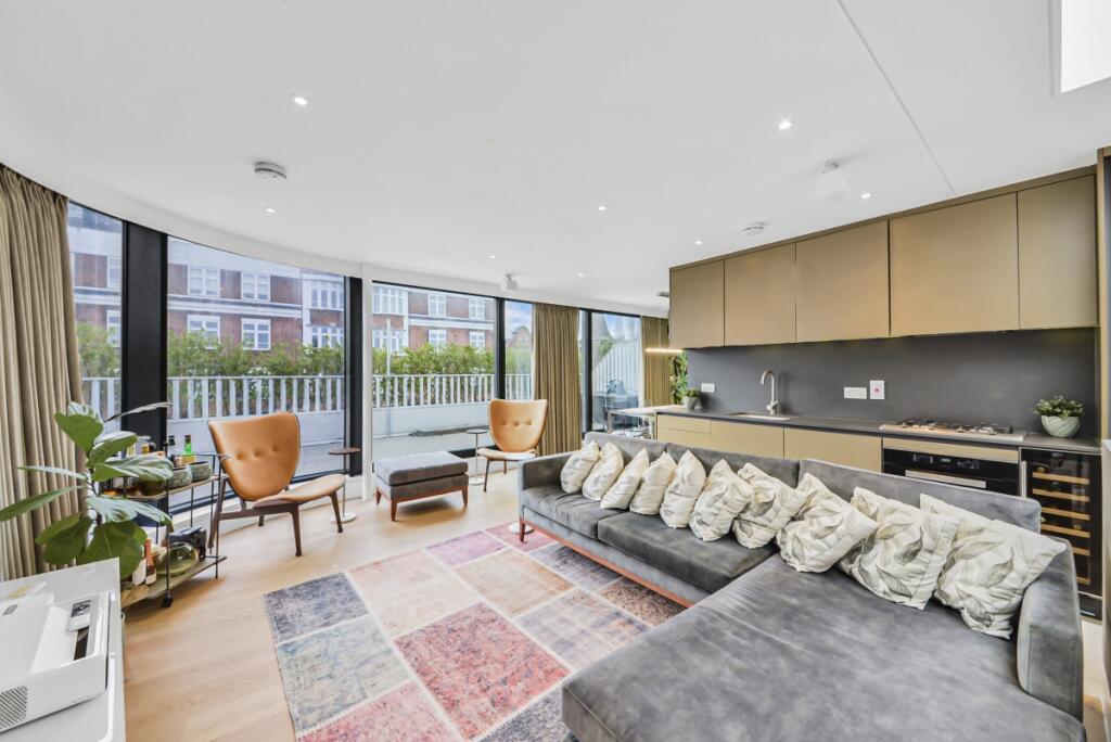 Main image of property: Fulham High Street London SW6