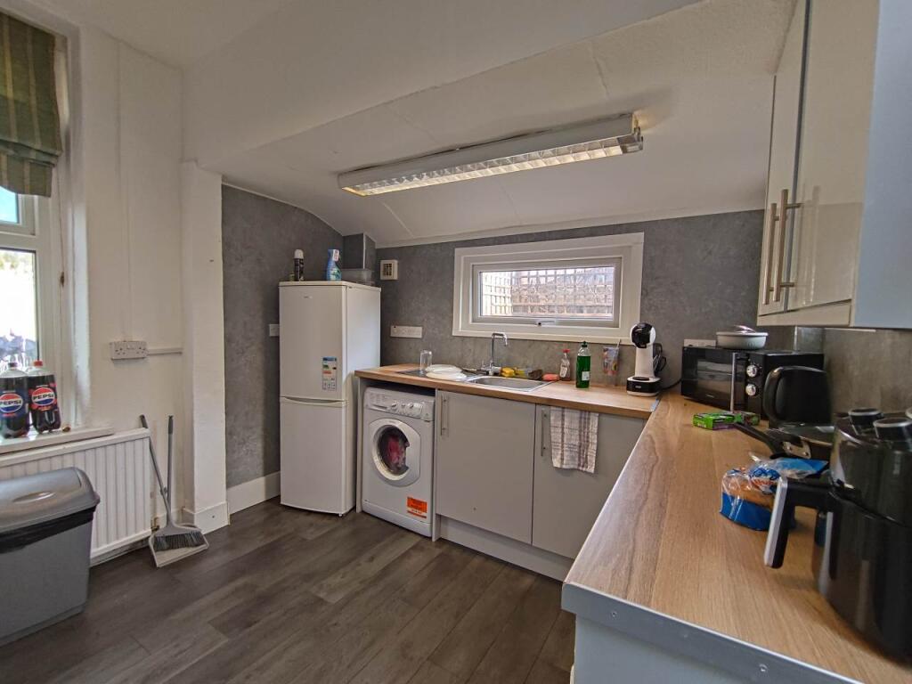 House in Cardiff - View 3