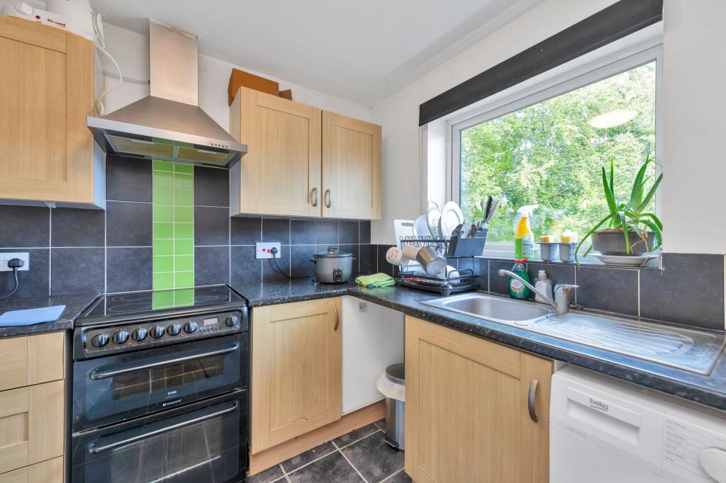 Apartment in Stevenage - View 5