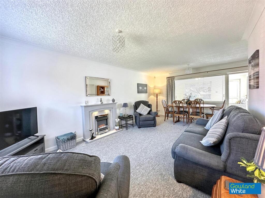 House in Stockton-on-Tees - More