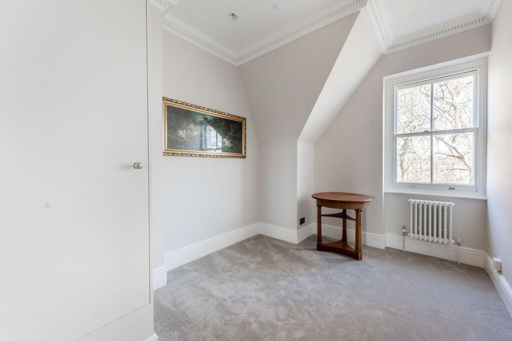Apartment in London - View 5