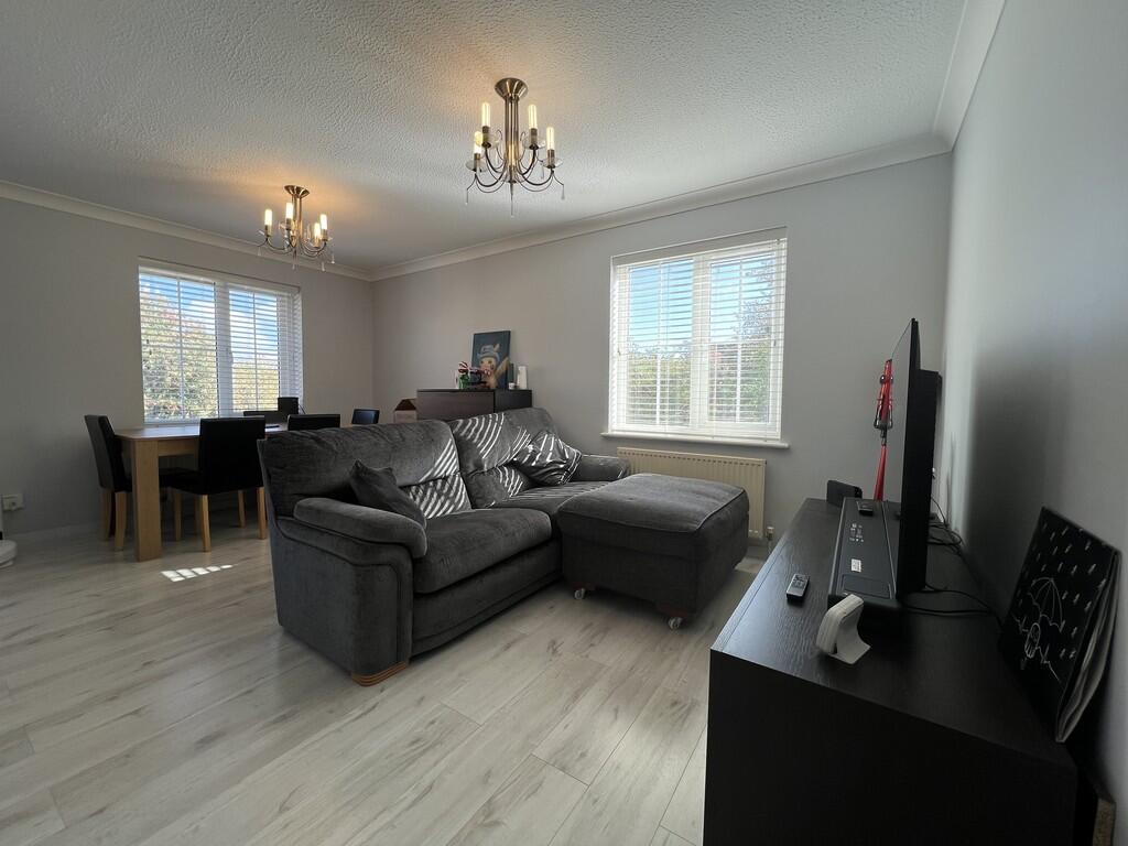 Mayfly Close, Chatteris, Cambs., PE16 6PF photo 3