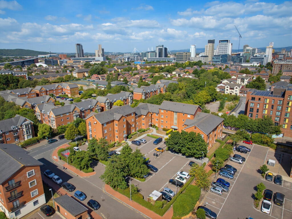 Main image of property: Longueil Close, Cardiff, CF10 4EA