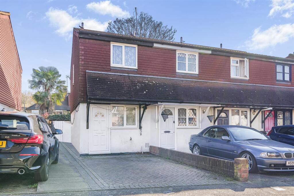 Main image of property: Mapleton Road, Chingford, E4