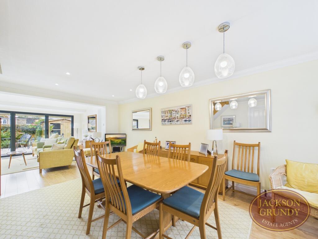 Westcott Way, Northampton, NN3 3BE photo 4