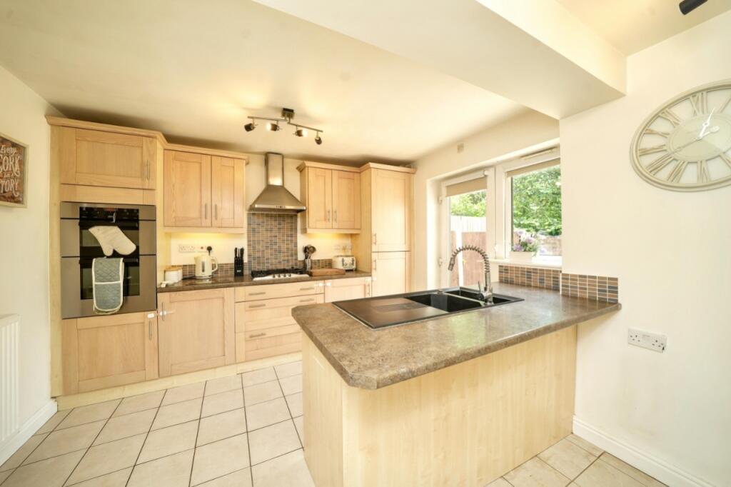 House in Wolverhampton, Ashmore Park - More