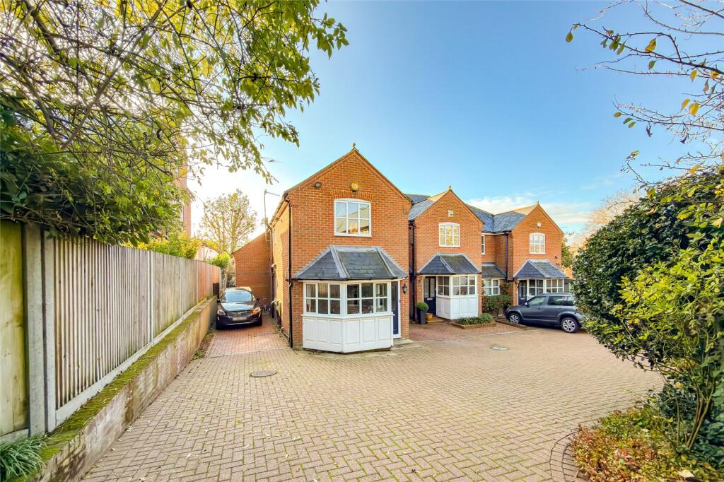 Additional image 18 of Knights Orchard, Verulam Road, St. Albans, Hertfordshire, AL3