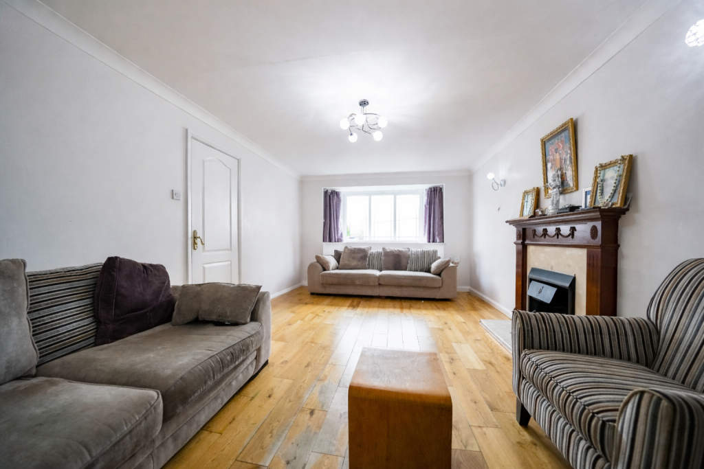 Tatton Close, Leicester, Leicestershire photo 4