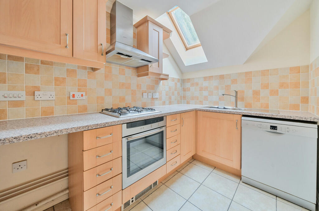 Lower Lane, Bishops Waltham, Southampton, Hampshire, SO32 photo 3
