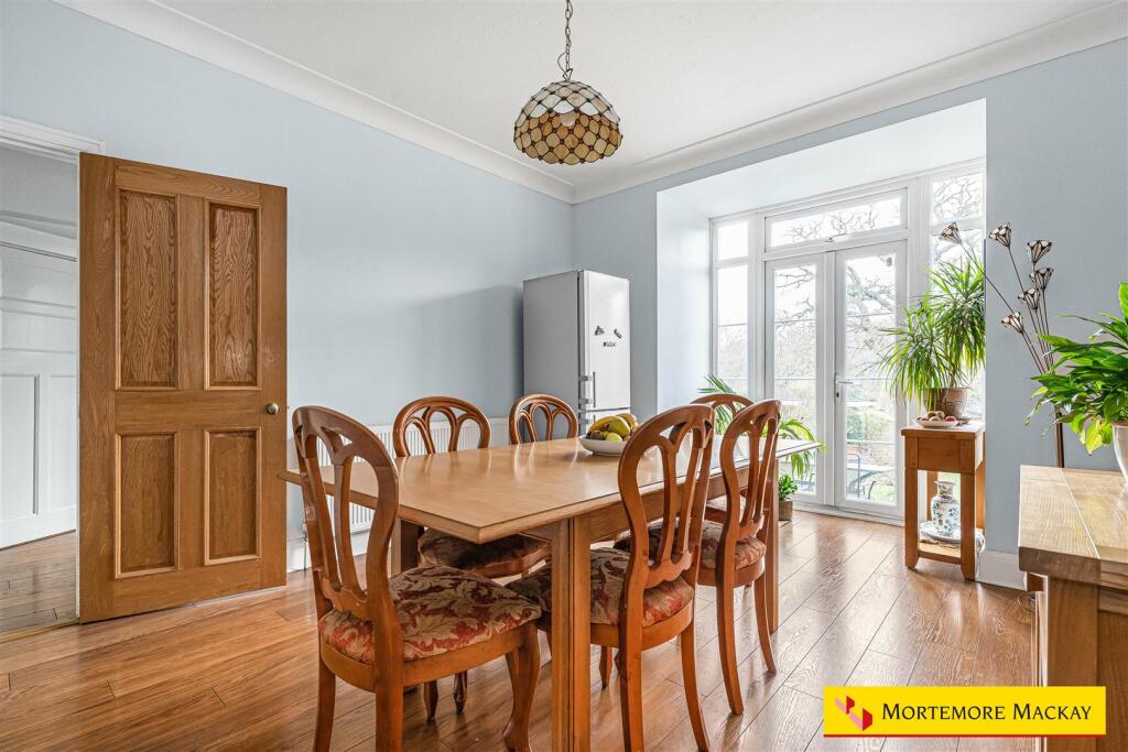 House in London - More