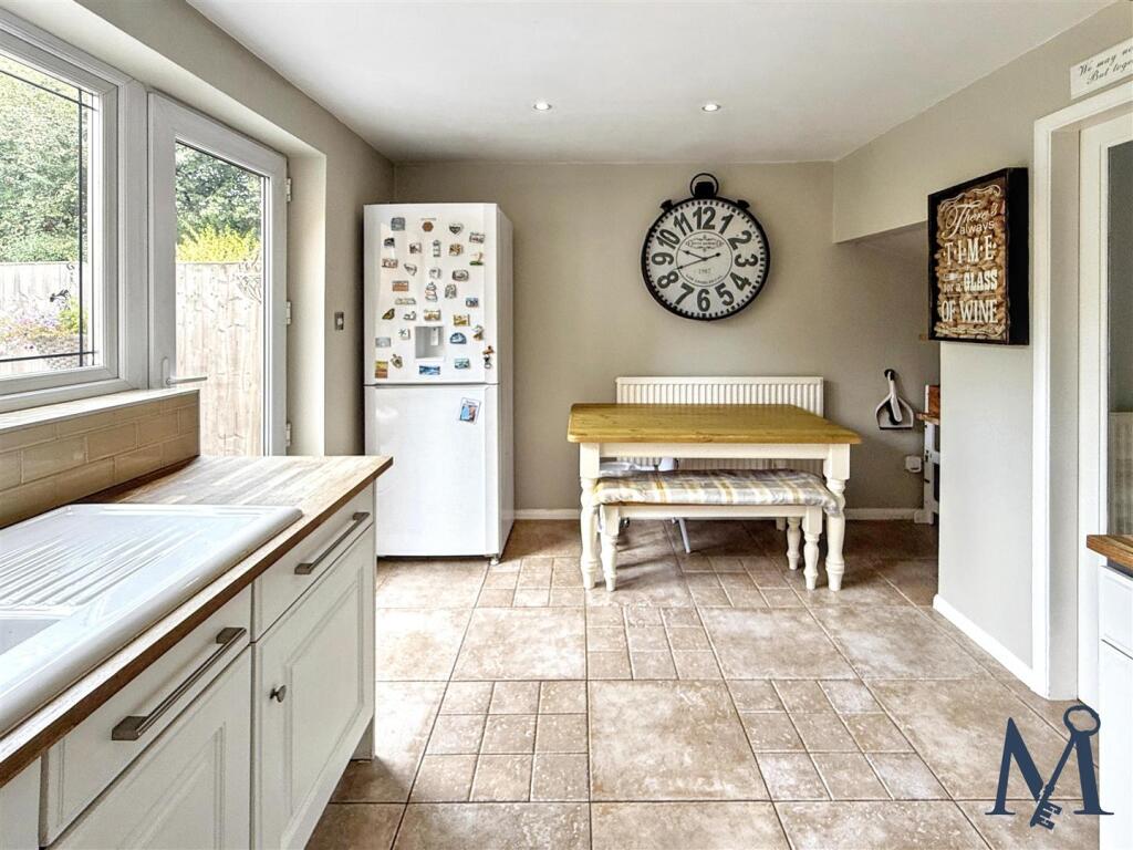 House in North West Leicestershire, Ibstock - More