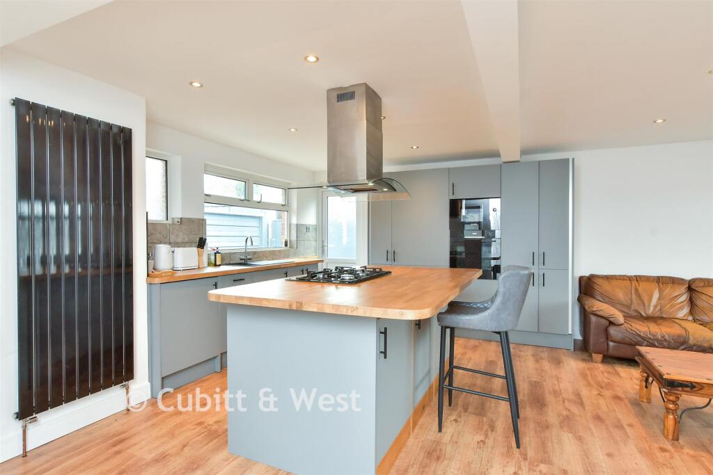 Main image of property: Western Road North, Sompting, Lancing, West Sussex
