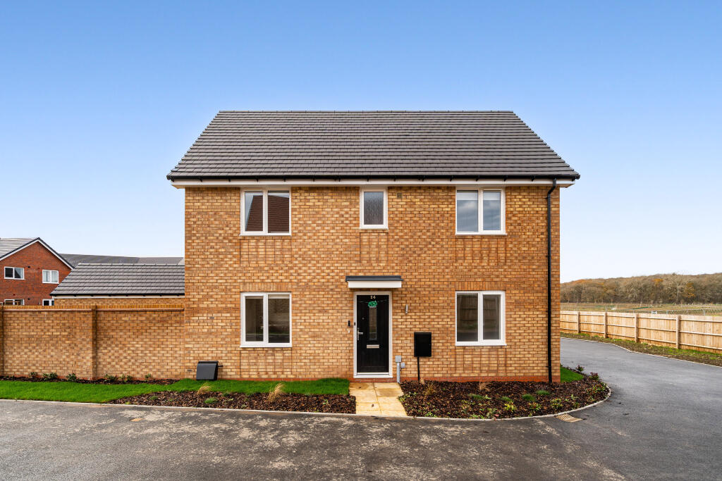 Main image of property: Leaf Living at Bamford Park, Lighthorne, CV35, cv33