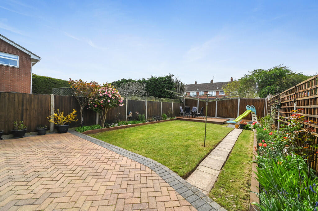 Newcastle Avenue, Colchester – pohled 2